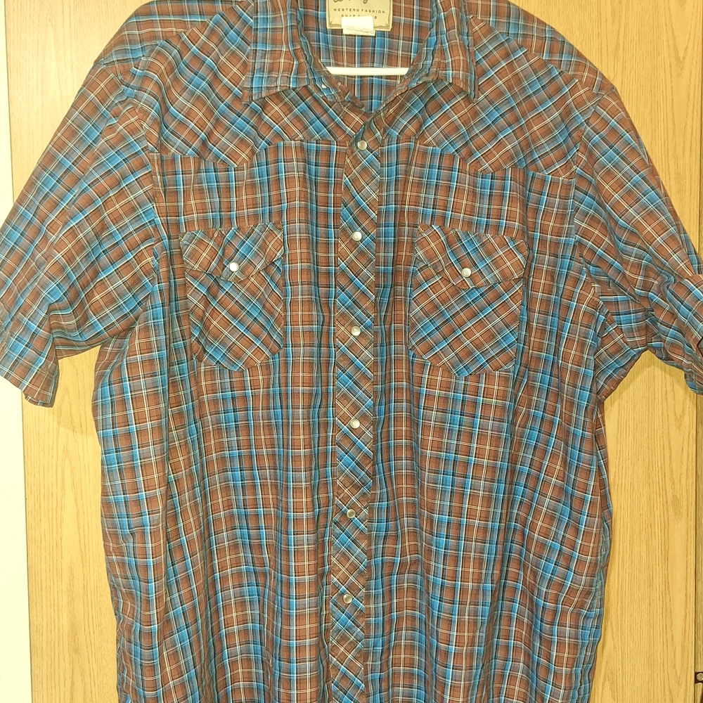 Wrangler Brown & Blue Plaid Short-Sleeve Pearl Snap Shirt
